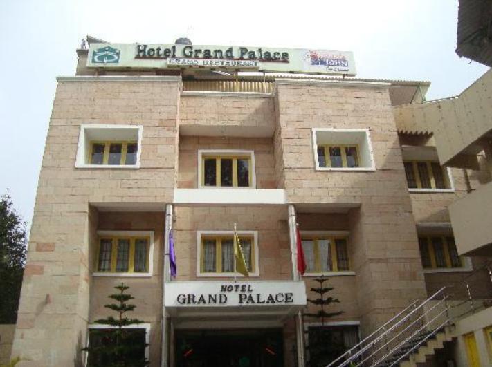 Hotel Grand Palace Kodaikanal Eksteriør bilde